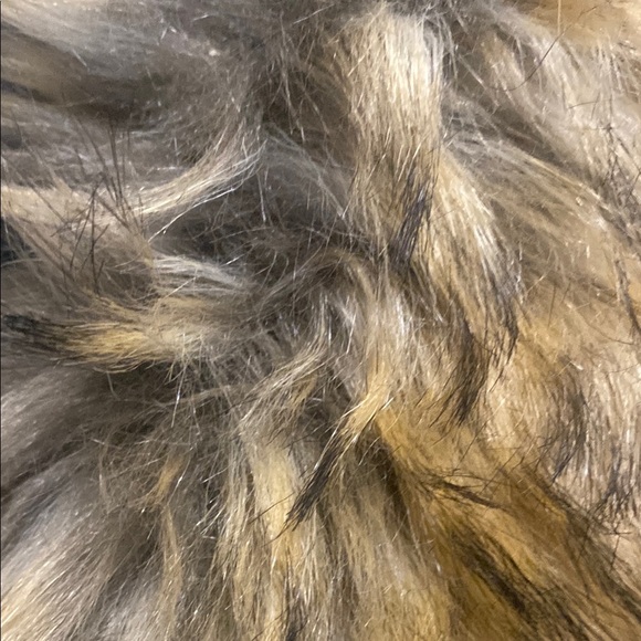 Fabulous Furs Leopard Print Faux Fur Jacket - Picture 3 of 10